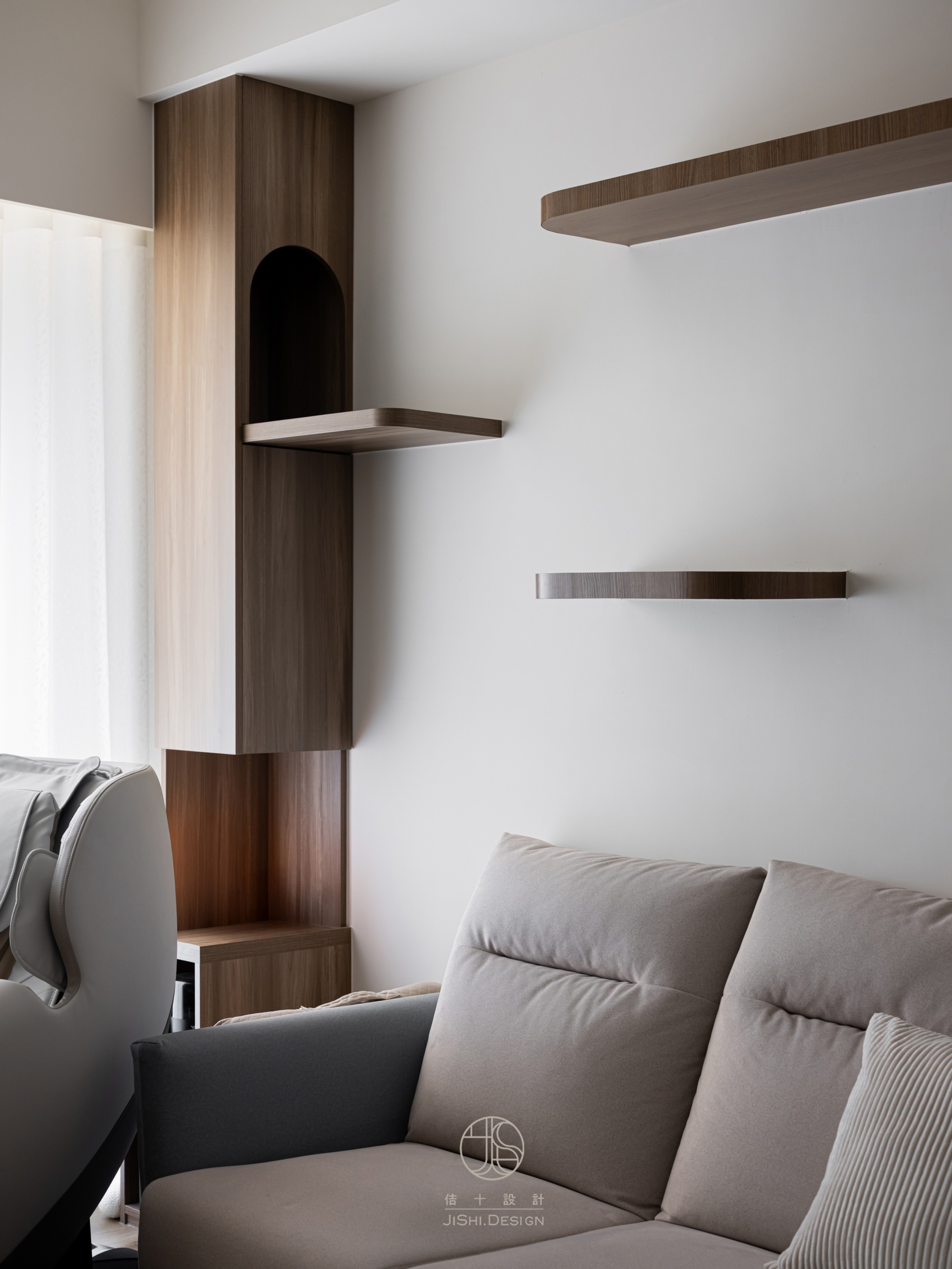 HTML5 Bootstrap Template by colorlib.com