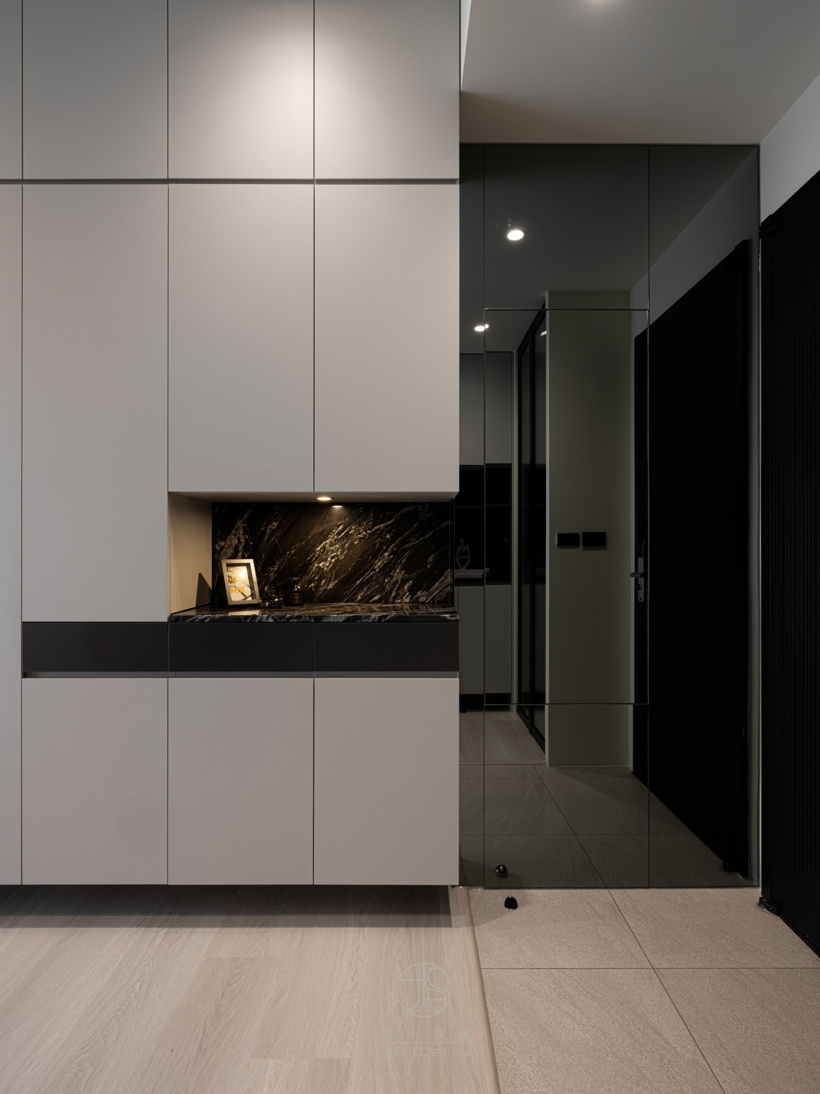 HTML5 Bootstrap Template by colorlib.com