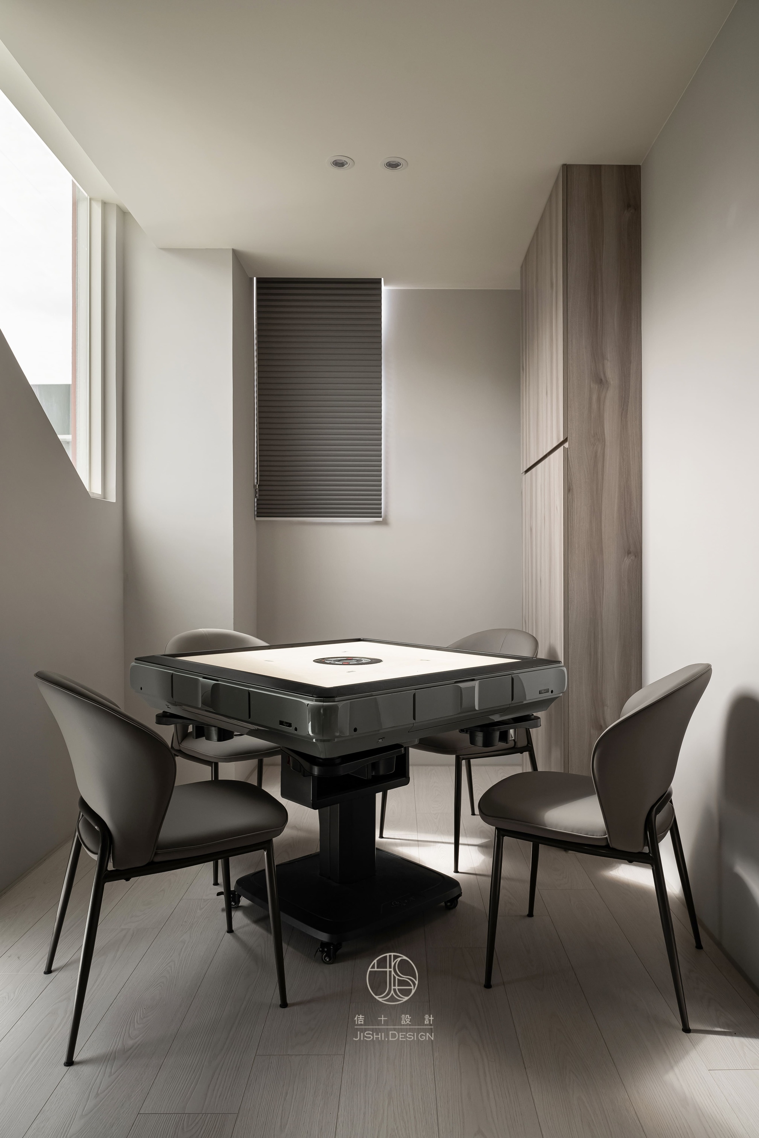 HTML5 Bootstrap Template by colorlib.com